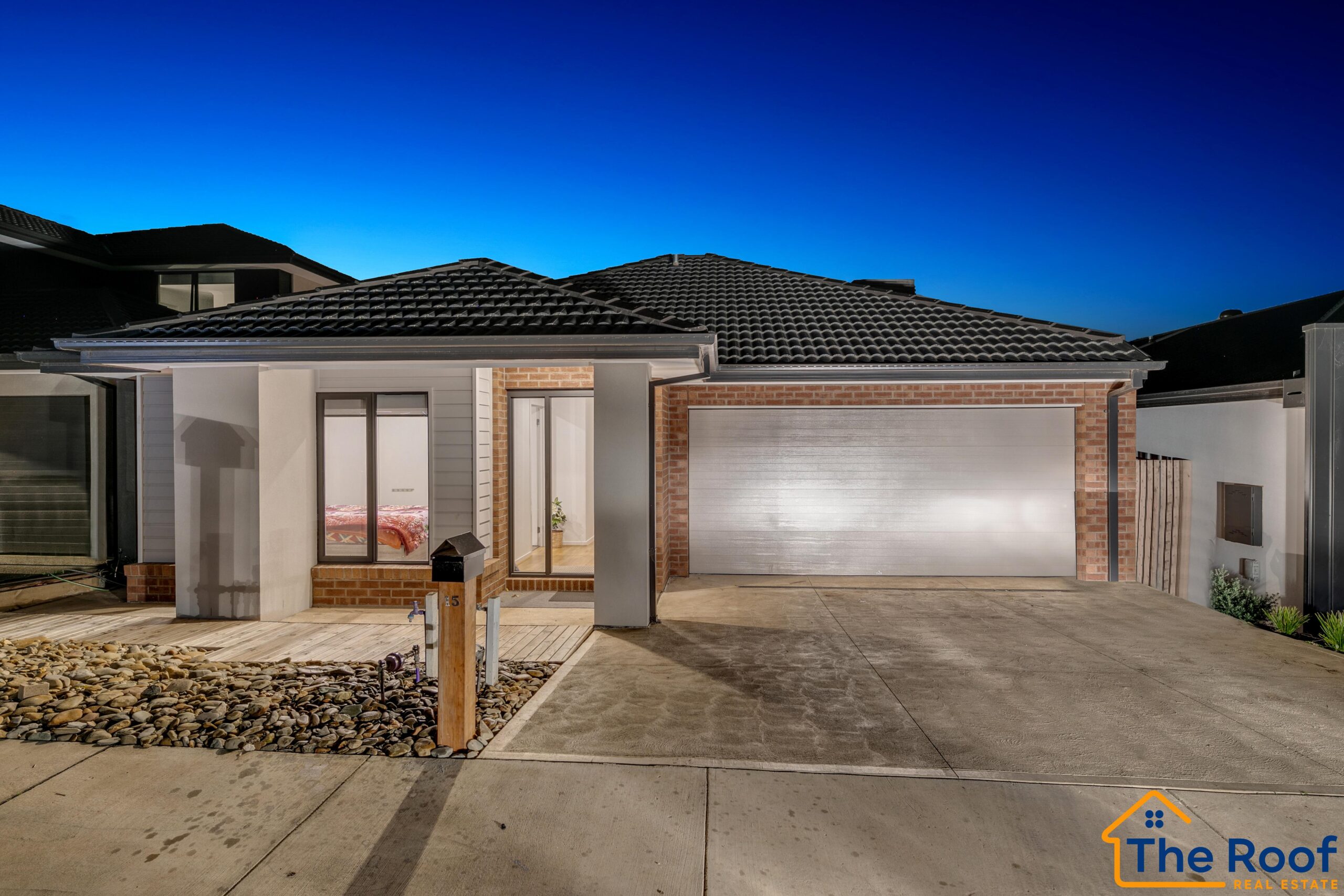 15 Vasse Circuit, MOUNT DUNEED VIC 3217 The Roof Real Estate