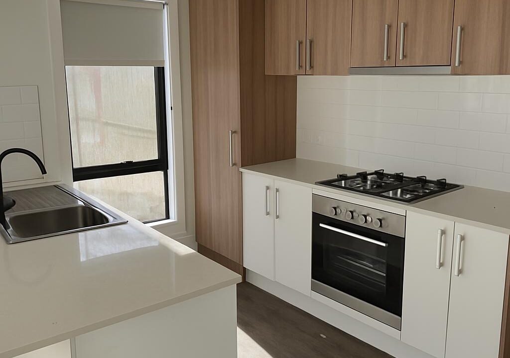 160849088__1756183460-160849088__1756183401-80455-kitchen
