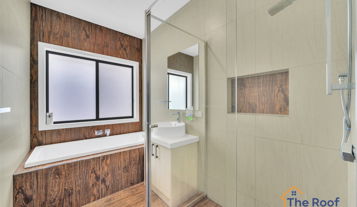 174721640__1763011475-83590-OSMEDIA8