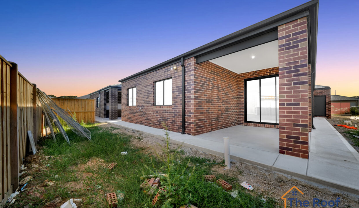 148504295__1747722585-82002-0131