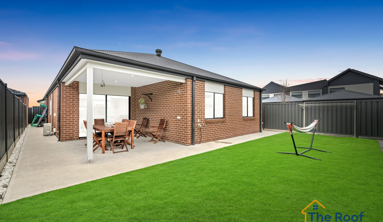 159918707__1755574182-64186-OSMEDIA-17GRASS