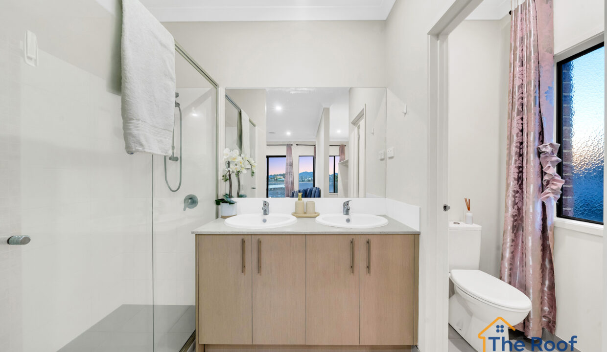 180532375__1766013771-24345-OSMEDIA17