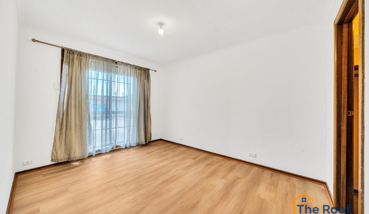 179360156__1765430378-93186-OSMEDIA-64