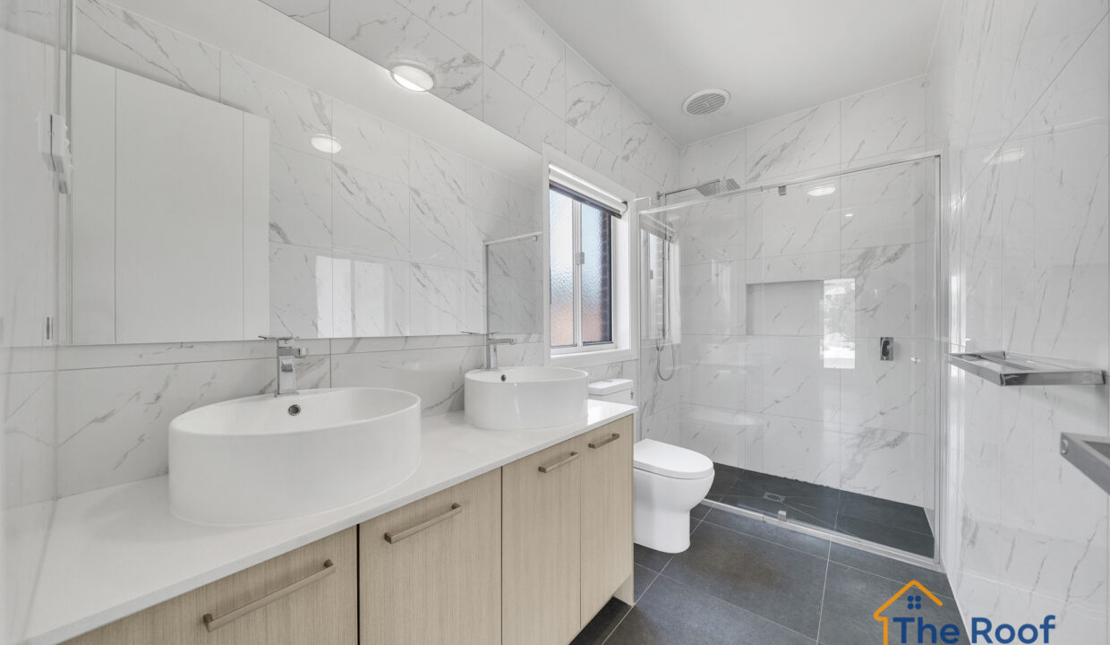 182453590__1768358036-67389-OSMEDIA-11