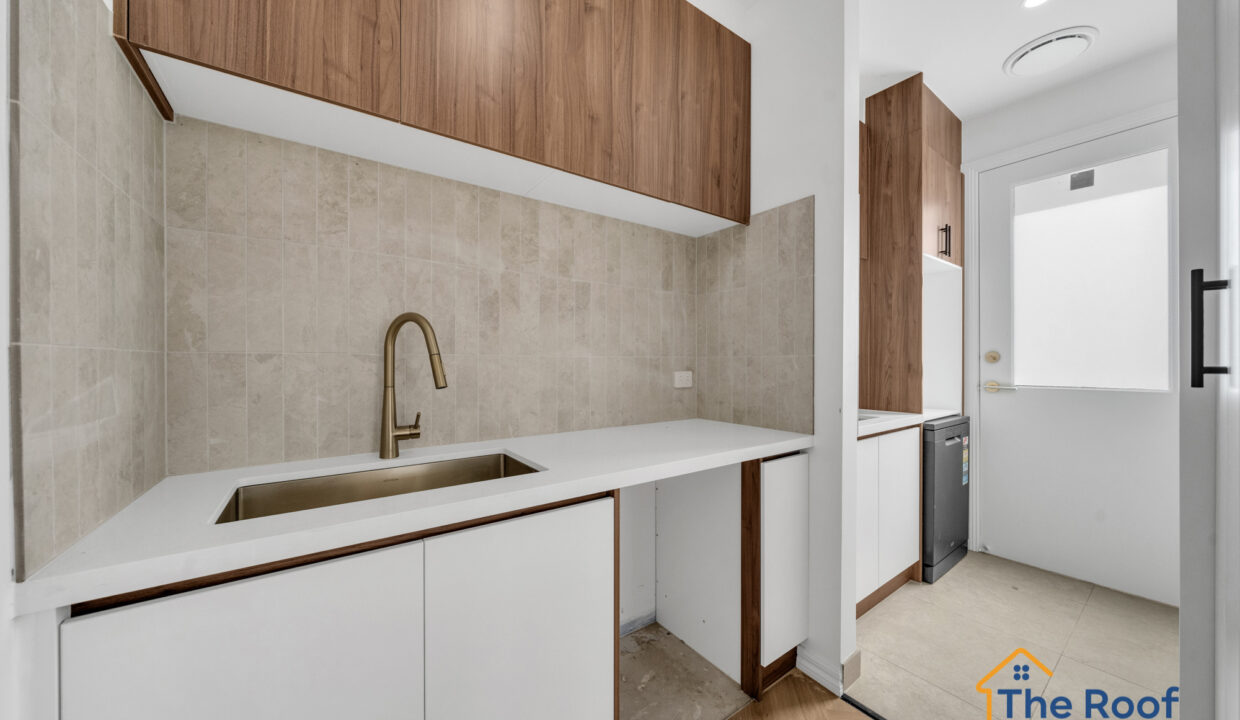 182823966__1768537284-80610-OSMEDIA-92