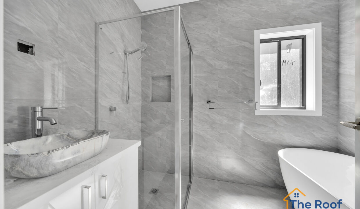 186167281__1770611530-95378-OSMEDIA-6