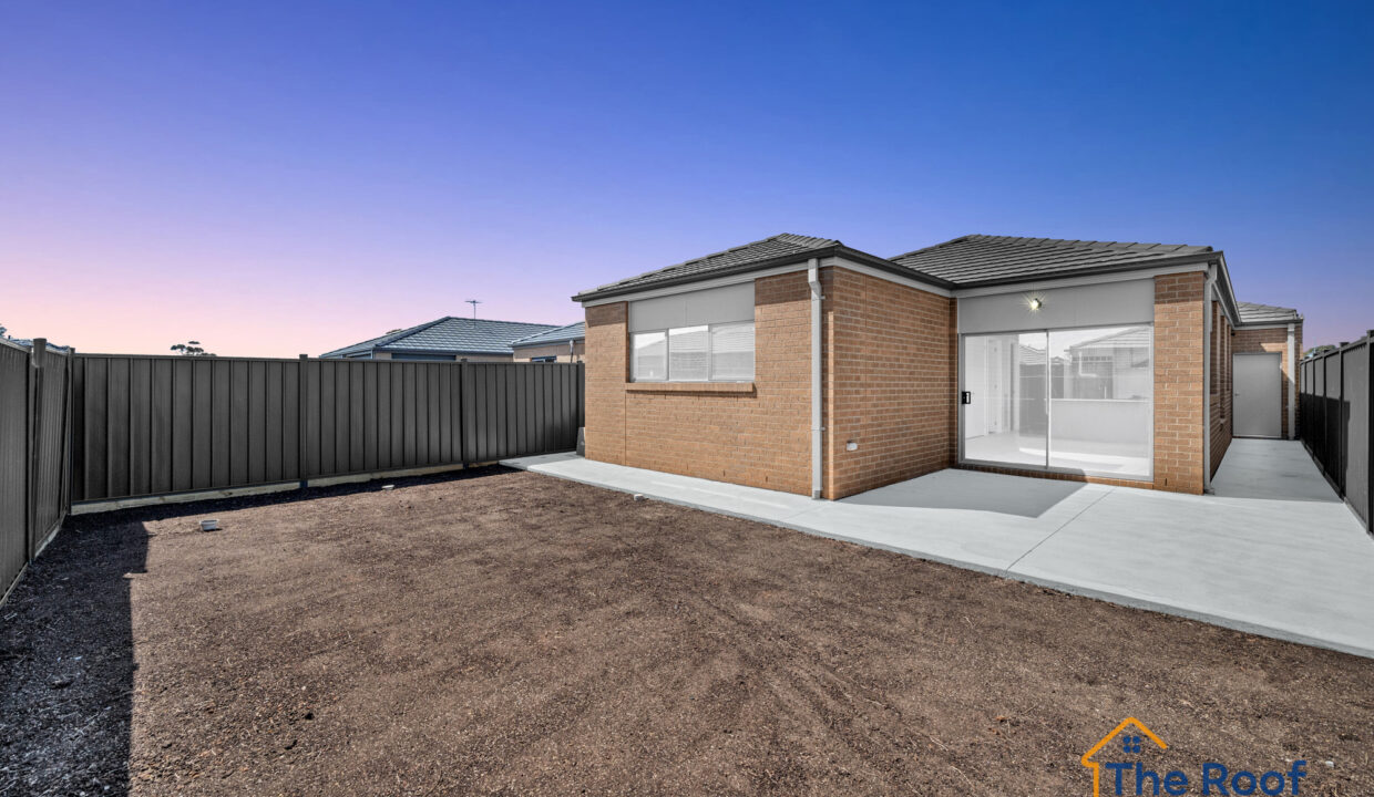 187300961__1771217952-102663-Backyard-11