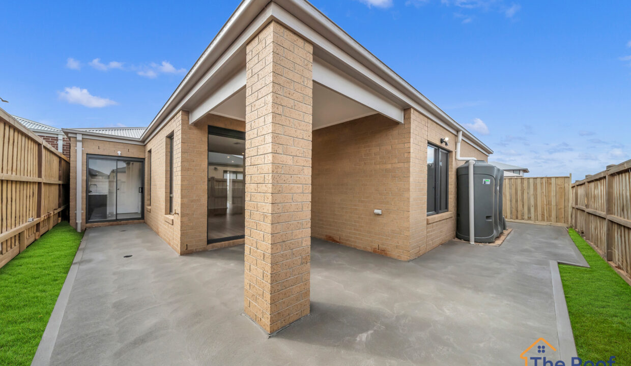 147087634__1746693230-90821-09GRASS