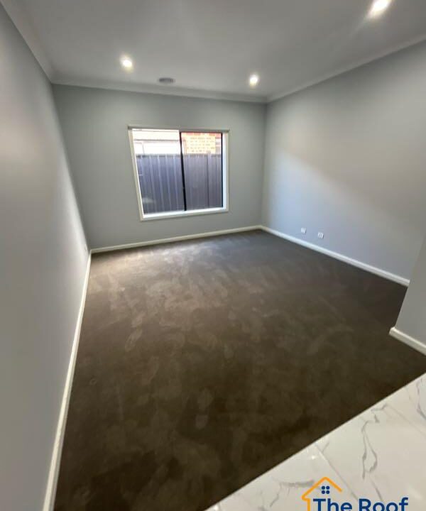 151107675__1749626720-151107640__1749626673-85135-LoungeroomOverall1of41