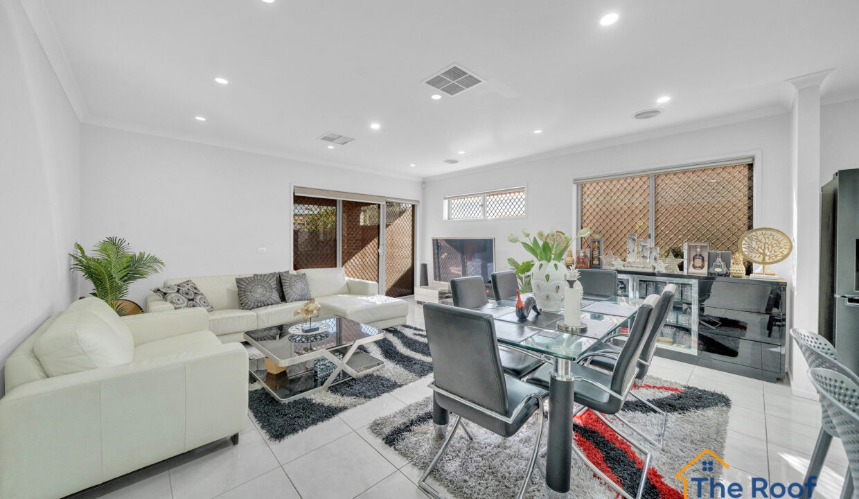 151978734__1750220243-71972-09