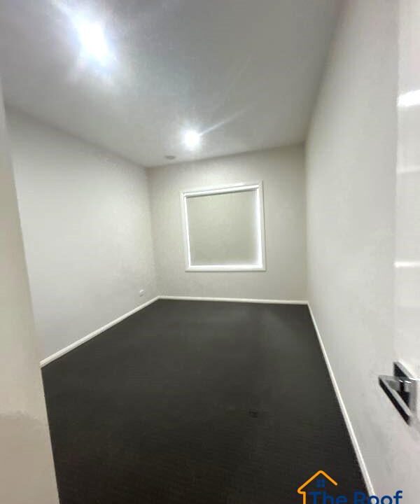 152221432__1750407599-152221432__1750407407-82184-Bedroom4Overall3of43