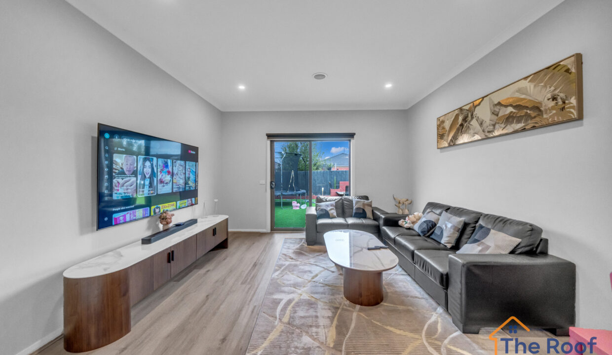 156011846__1752823434-88289-051