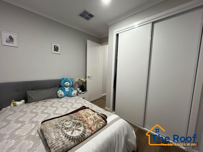 159550210__1755238317-159550210__1755238014-81571-Bedroom2Overall2of2