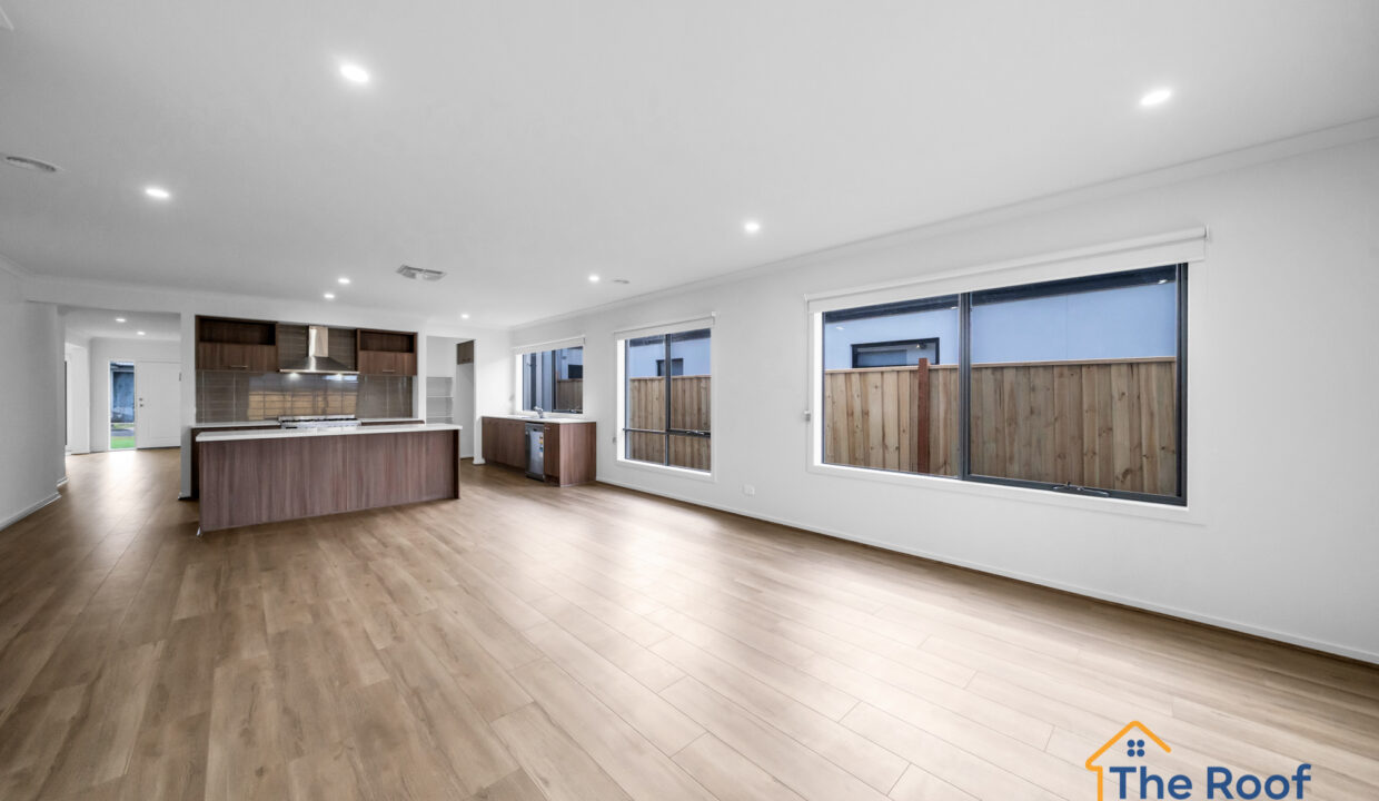 159553673__1755241344-78600-OSMEDIA-42