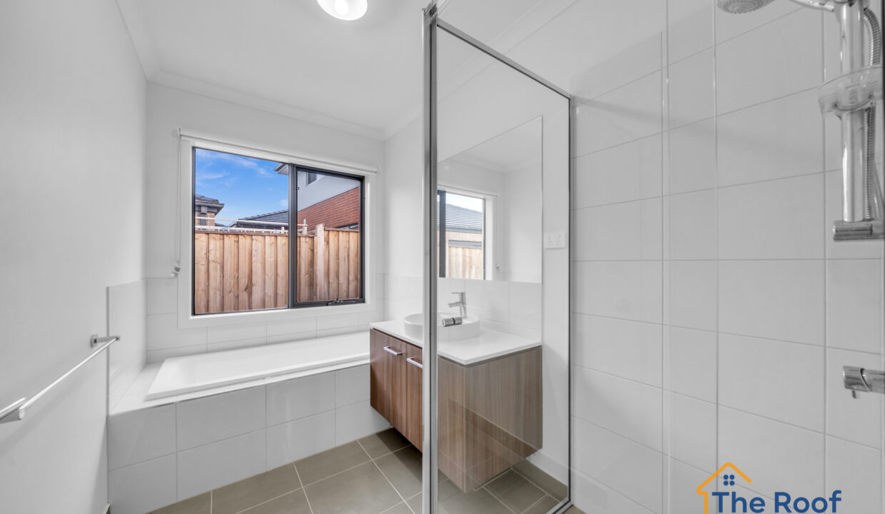 159553702__1755241355-88052-OSMEDIA-72