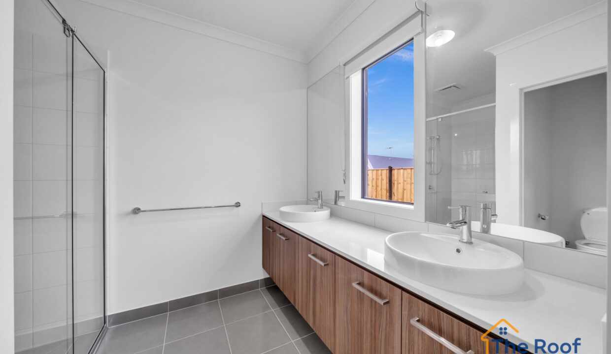 159553719__1755241362-88385-OSMEDIA-92