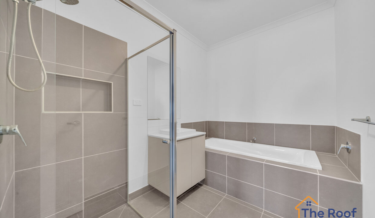 164390711__1758261322-91813-OSMEDIA4