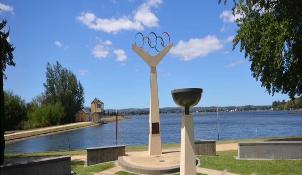 180804700__1766115232-71972-00928915img07