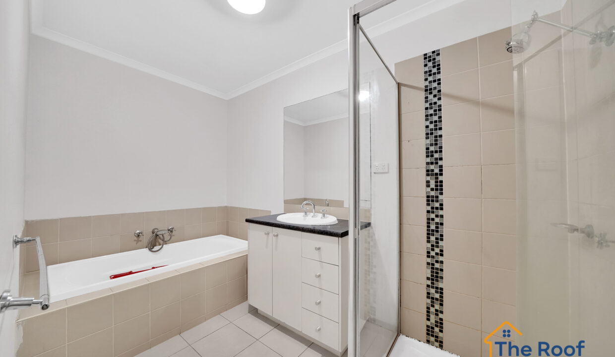 192415996__1773703371-40220-OSMEDIA-11