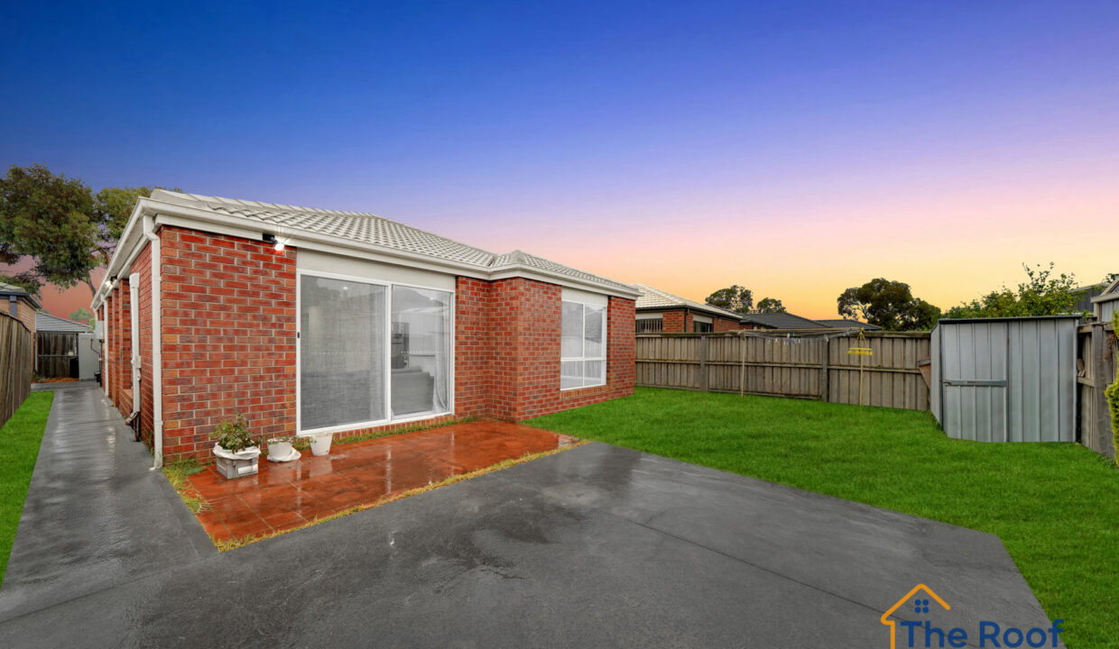 192415999__1773703373-40048-OSMEDIA-17GRASS