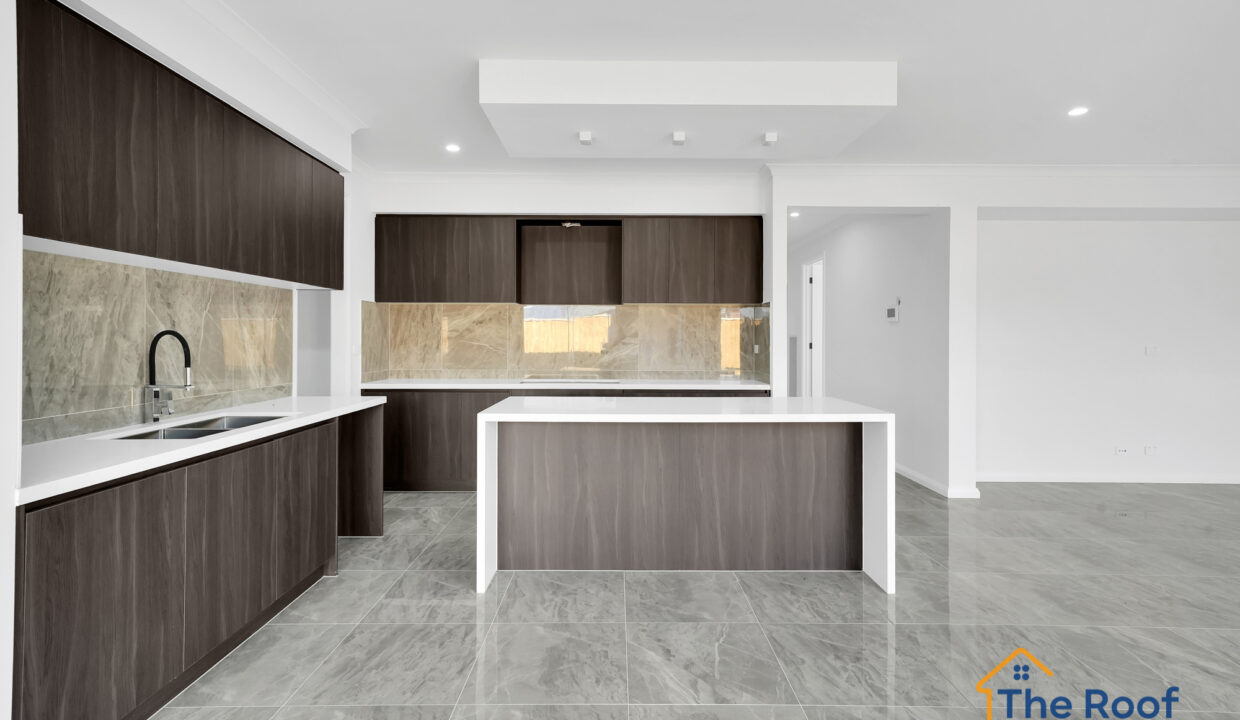 193909866__1774402365-59294-OSMEDIA11