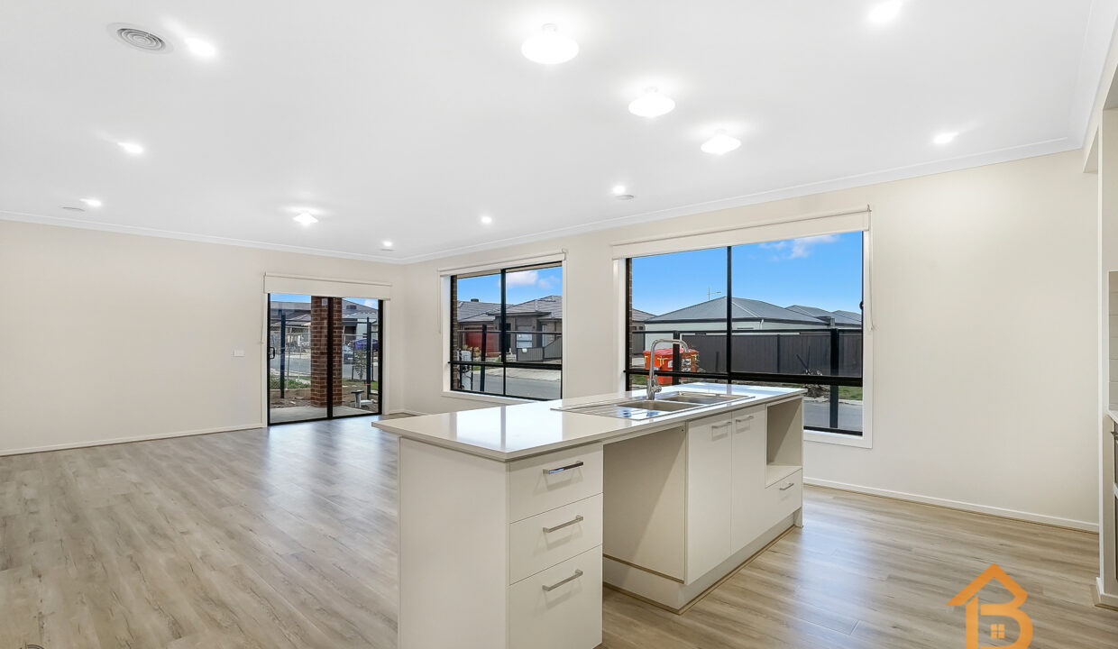 4071ef70-6eb3-11ed-be49-bf9f7b7ce7b3-12716468__1601449387-998-04