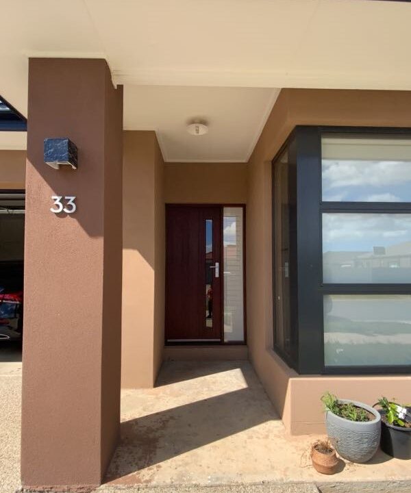 65766183__1684108659-21619-33henburystreet