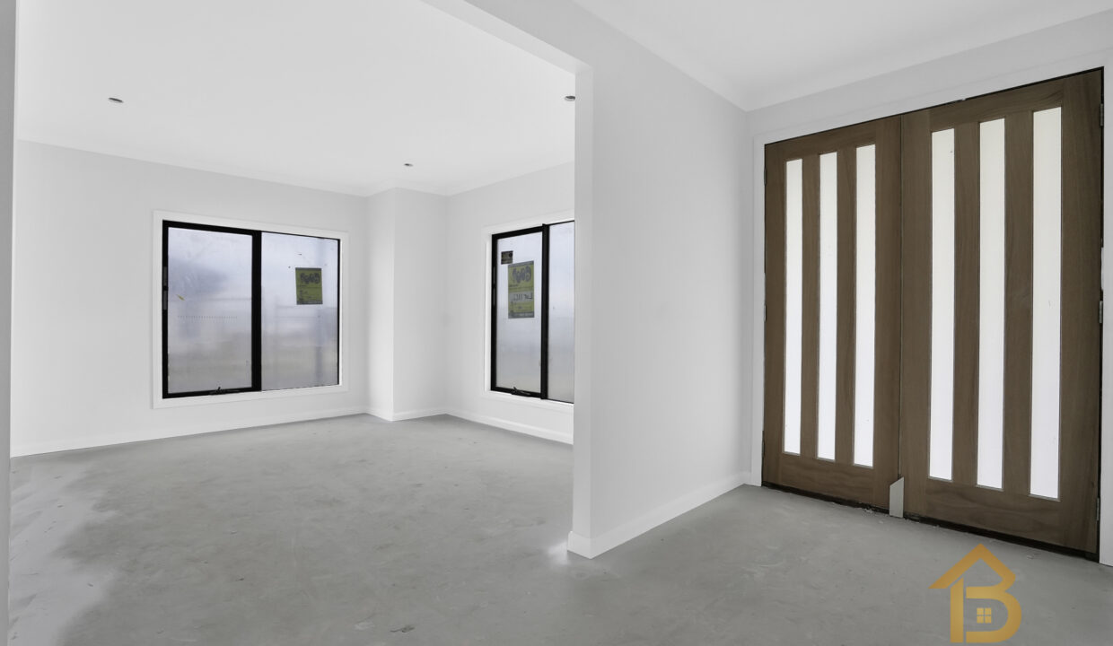 67411170__1688448575-11151-1