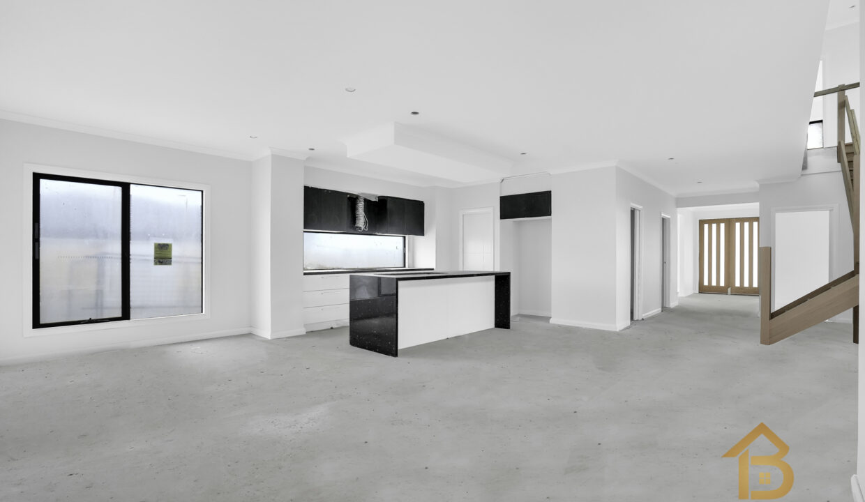 67411194__1688448591-20167-6