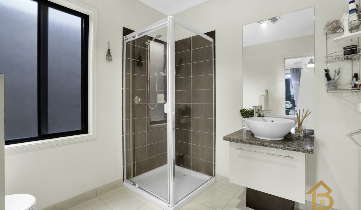 69734150__1692603512-29352-17