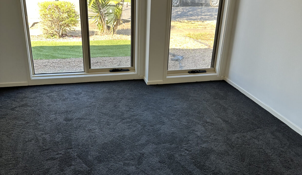 73451618__1696830910-16605-IMG-0554