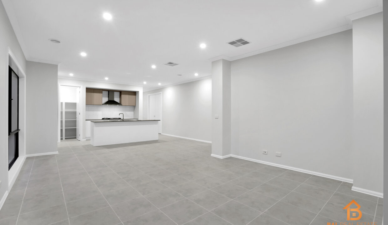 74641371__1698111185-27938-045