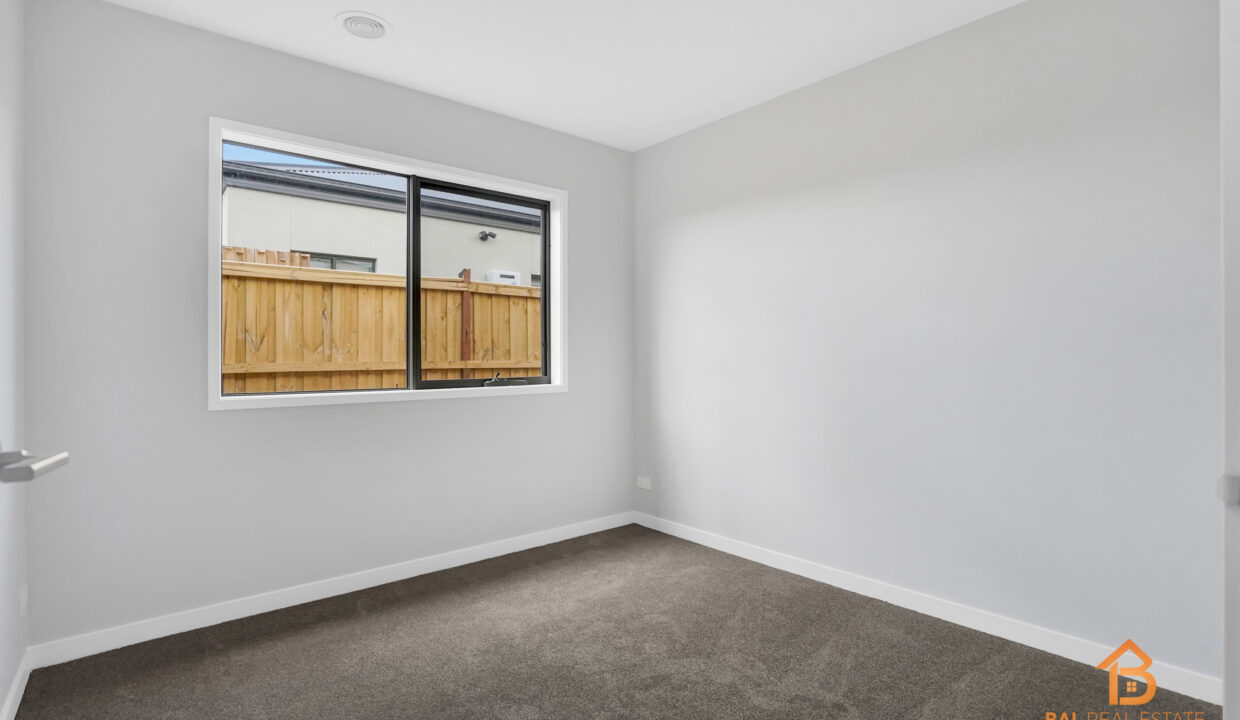 75551834__1699408368-4661-069