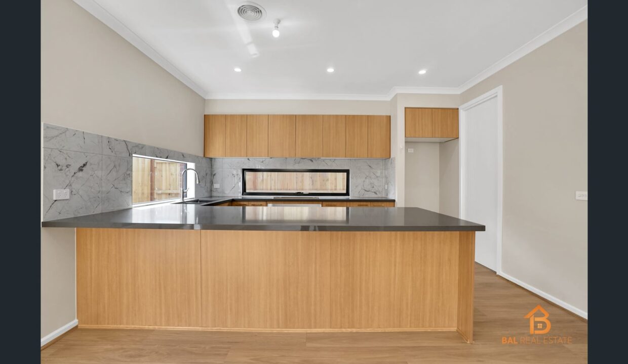 77455701__1701420529-23529-1.3