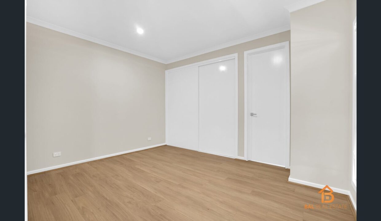 77455716__1701420547-22439-2