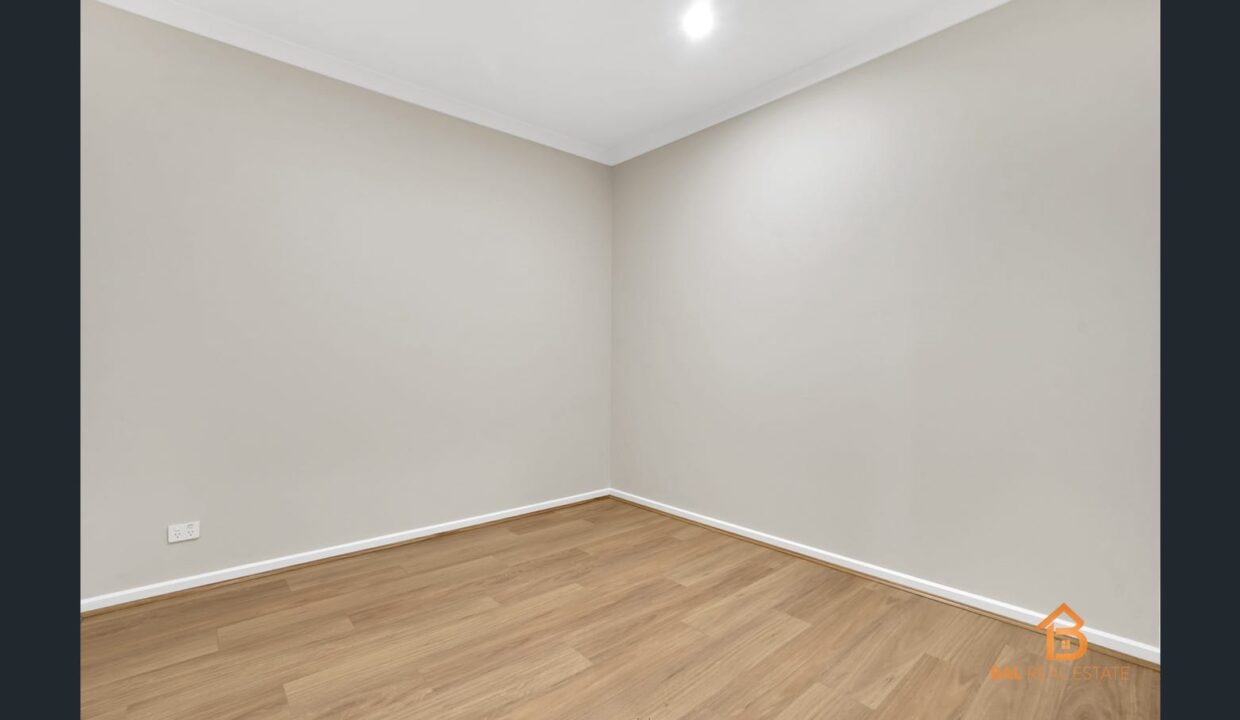 77455722__1701420571-22242-5