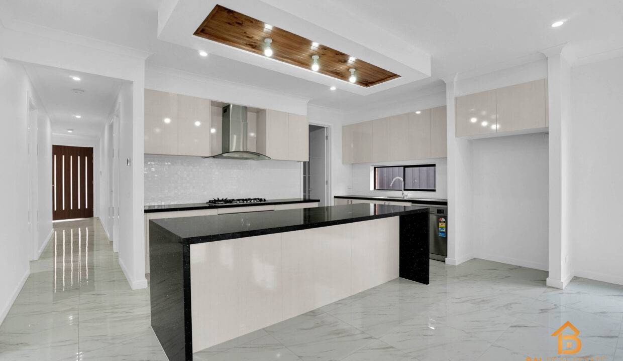 77734203__1701753147-23423-06