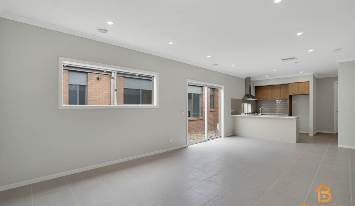 78747264__1703231730-14843-08