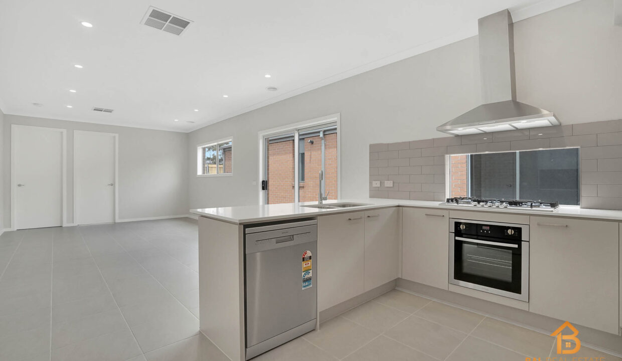 78747266__1703231743-14753-06