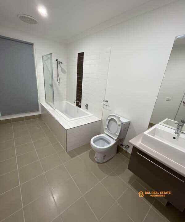 85297144__1710993717-85297144__1710985684-5983-MainBathroom-Overall3