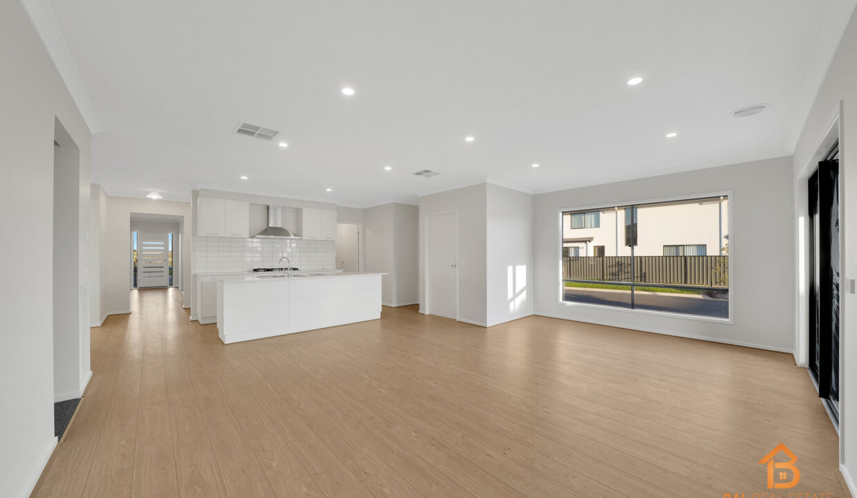 90800203__1715908451-48573-0411