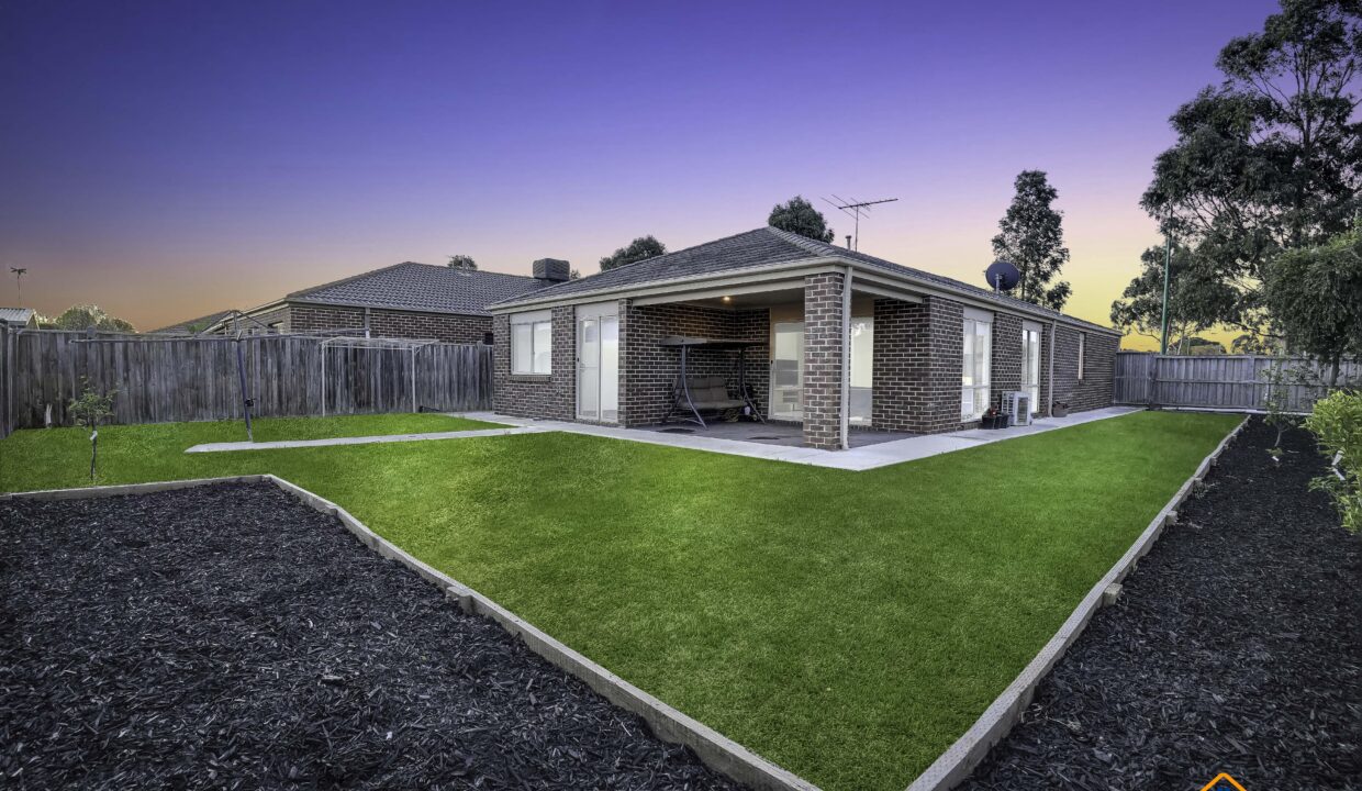 97118263__1720079876-97118263__1719977431-70520-13Grass1