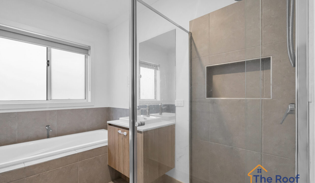 167051497__1759895374-71273-OSMEDIA-12