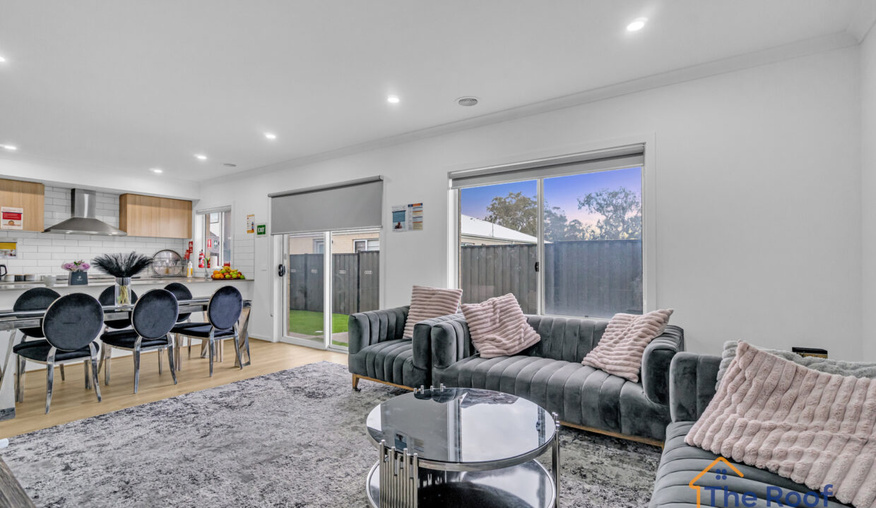 167051537__1759895383-84393-OSMEDIA-6