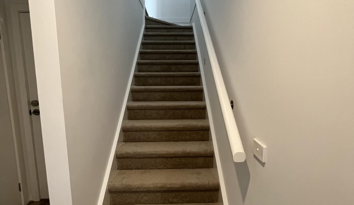 656eeec2-6eb3-11ed-ab72-b9184a034bc5-56841462__1657507888-56841462__1657507671-21620-16Odsal-7