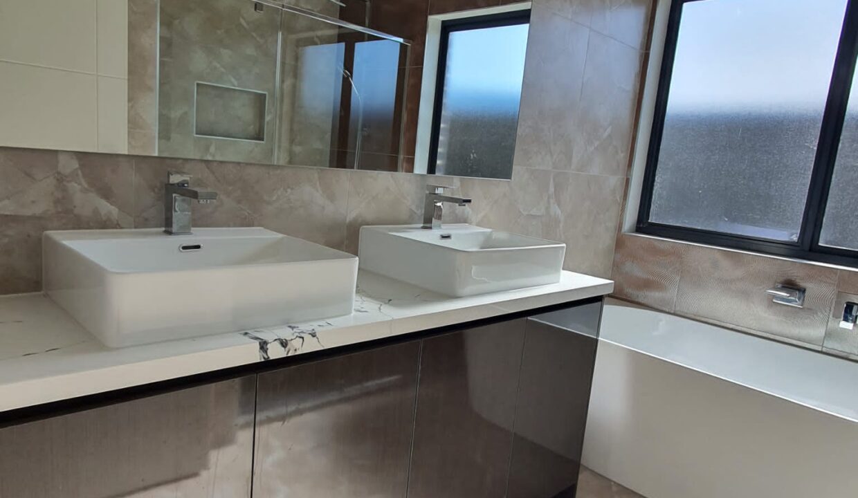 65774615__1684118943-29437-Photo21