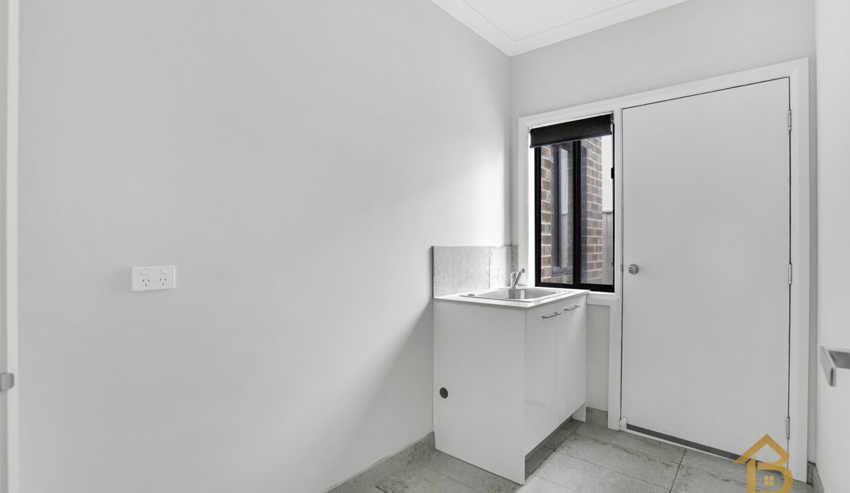 69521715__1691724204-31460-7