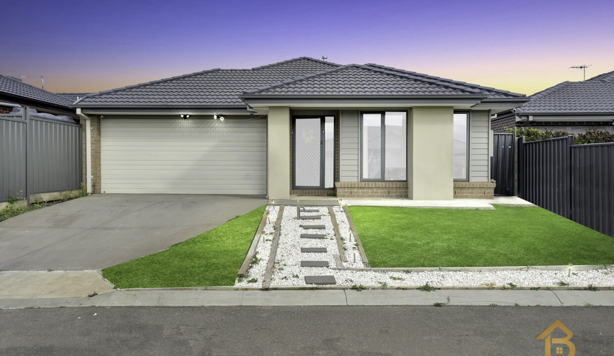 69791460__1692765997-26702-14Grass