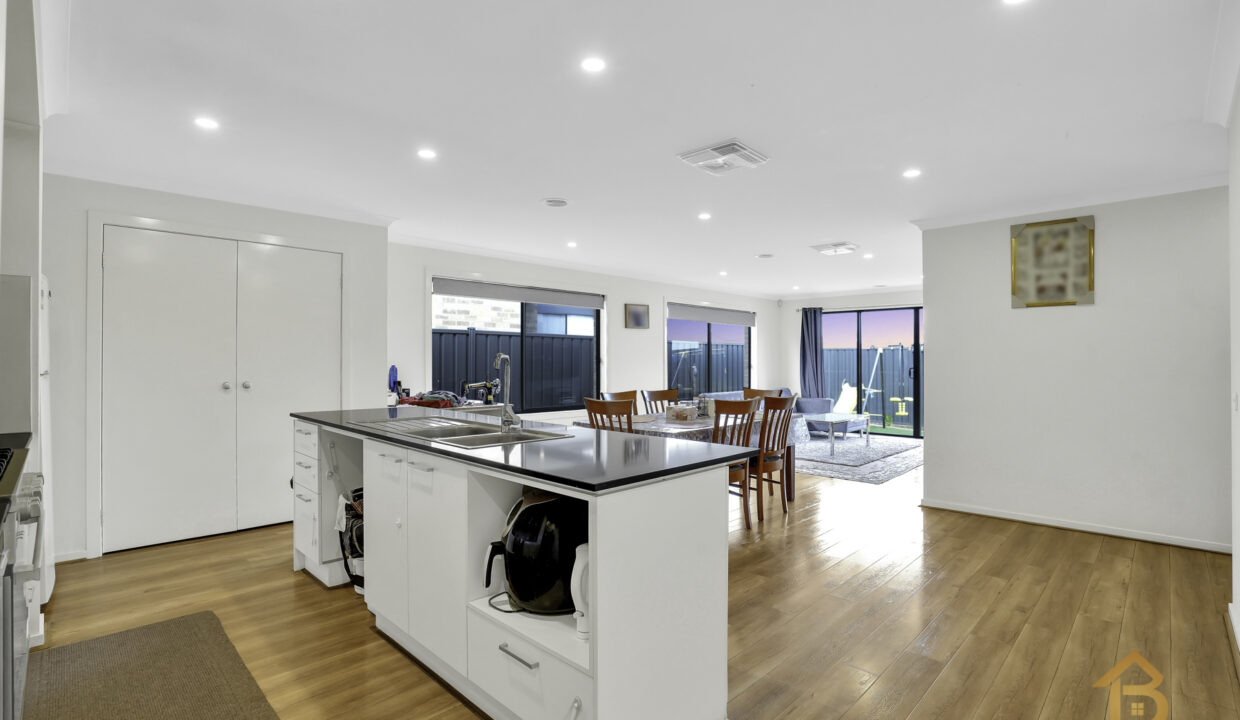 69791480__1692766037-19327-8