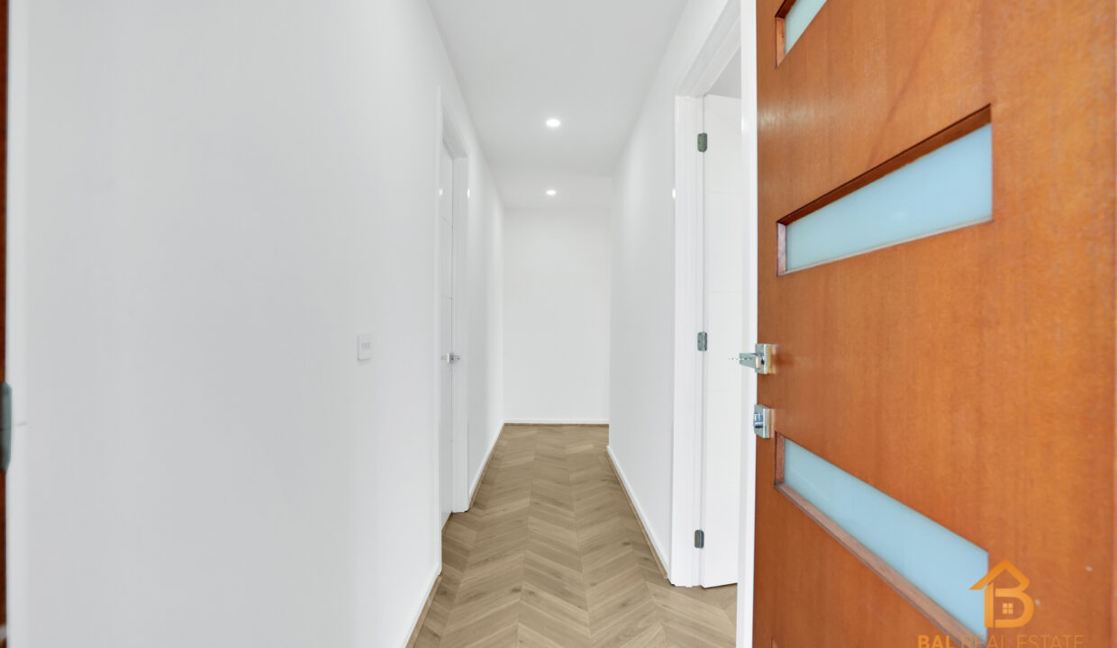 72753899__1696211255-5884-012